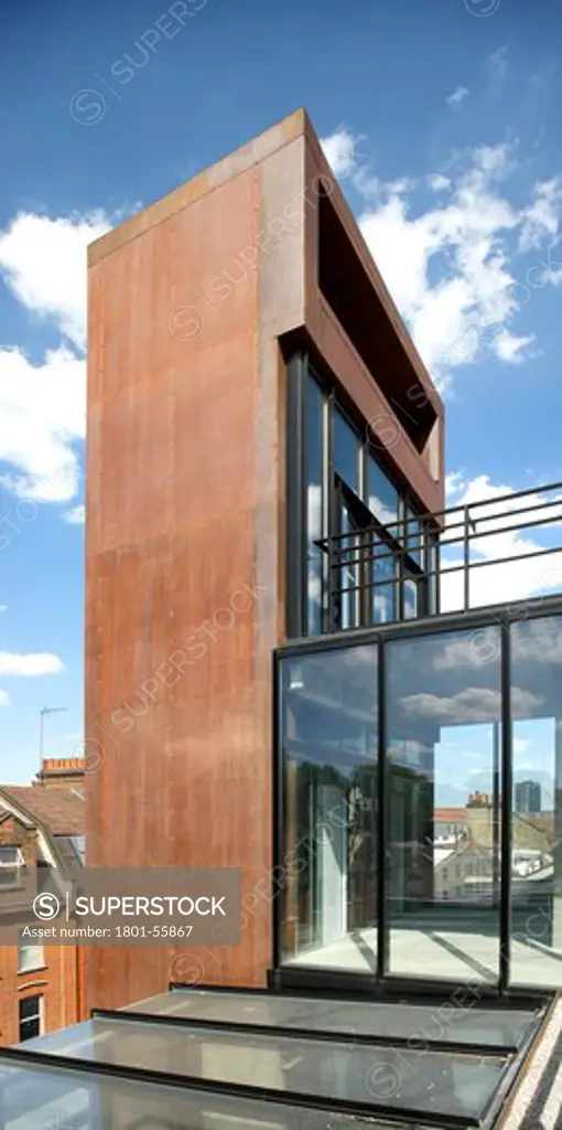 Office - Fashion Street  Buckley Gray Yeoman  London  2010  Exterior View Of Lift Shaft On Roof