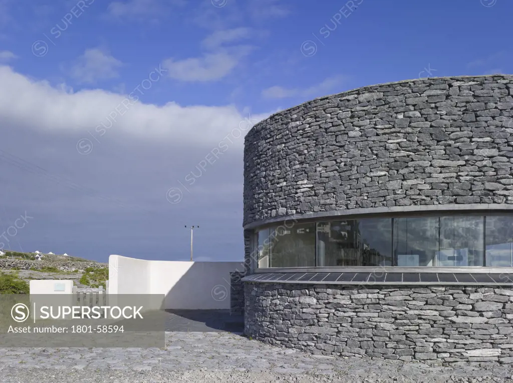 Restaurant and Suites Deblacam and Meagher Inis Meain Aran Islands Ireland 06,2010  Curved Wall With Entrance Gate To Suites