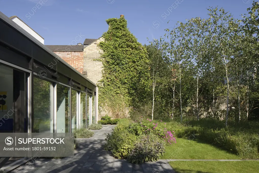 3A Hampstead Lane, Duggan Morris Architects, Exterior, Showing Landscape Garden