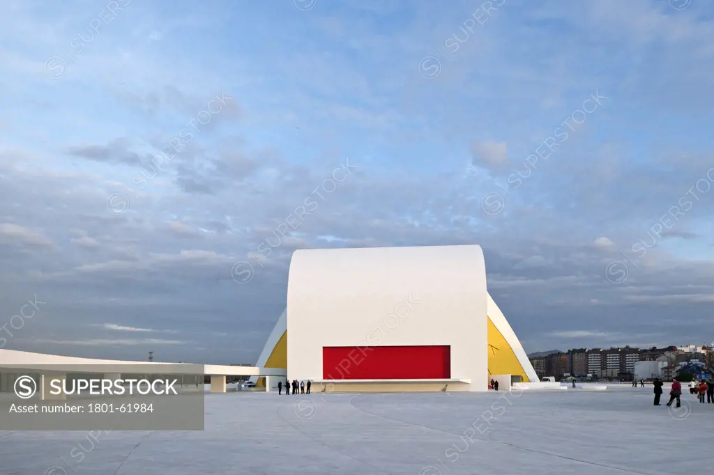 Niemeyer Center In Aviles  Spain  By Oscar Niemeyer. General Evening View Of Public Plaza