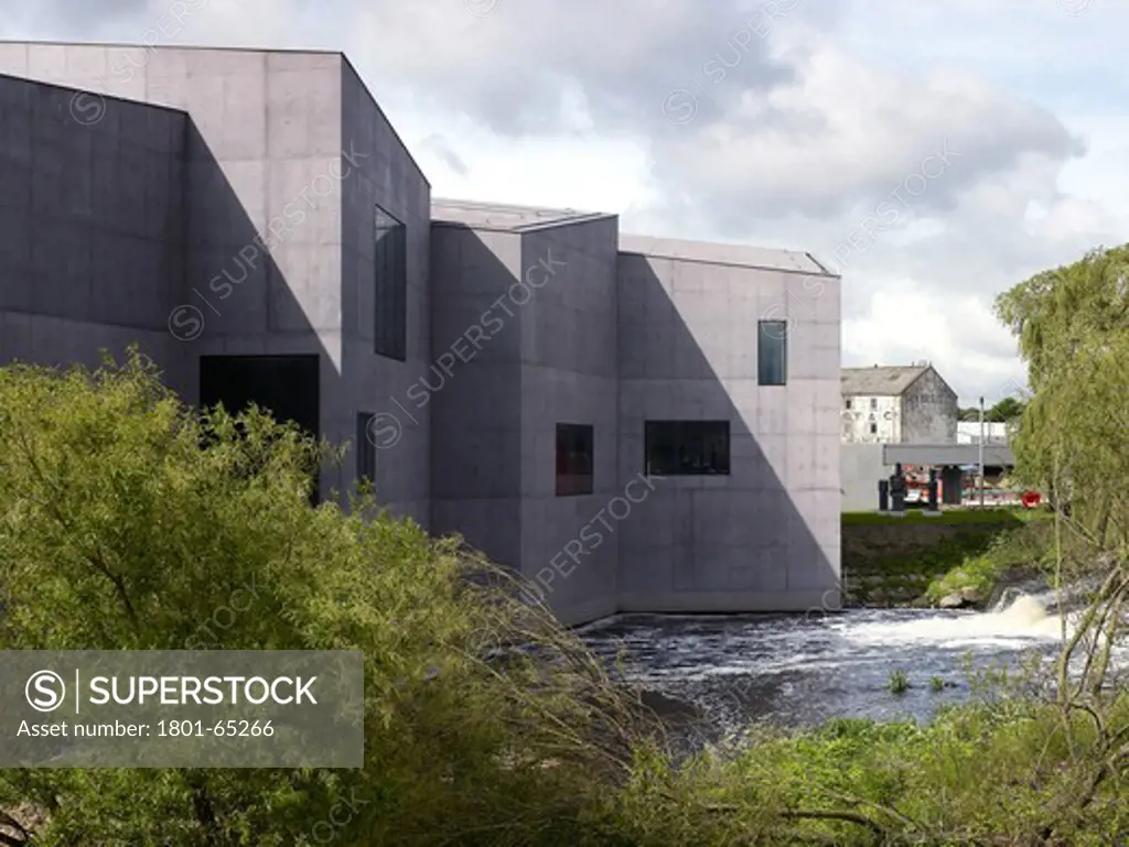 The Hepworth Wakefield,David Chipperfield Architects, Wakefield, 2011, Exterior Elevated View From East