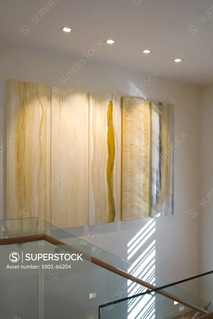 Biscoe Wilson Architects, Brisbane, Queensland, Australia, Private Residence, In Brisbane Bay, Shadows On Wall Of Staircase With Indigenous Painting