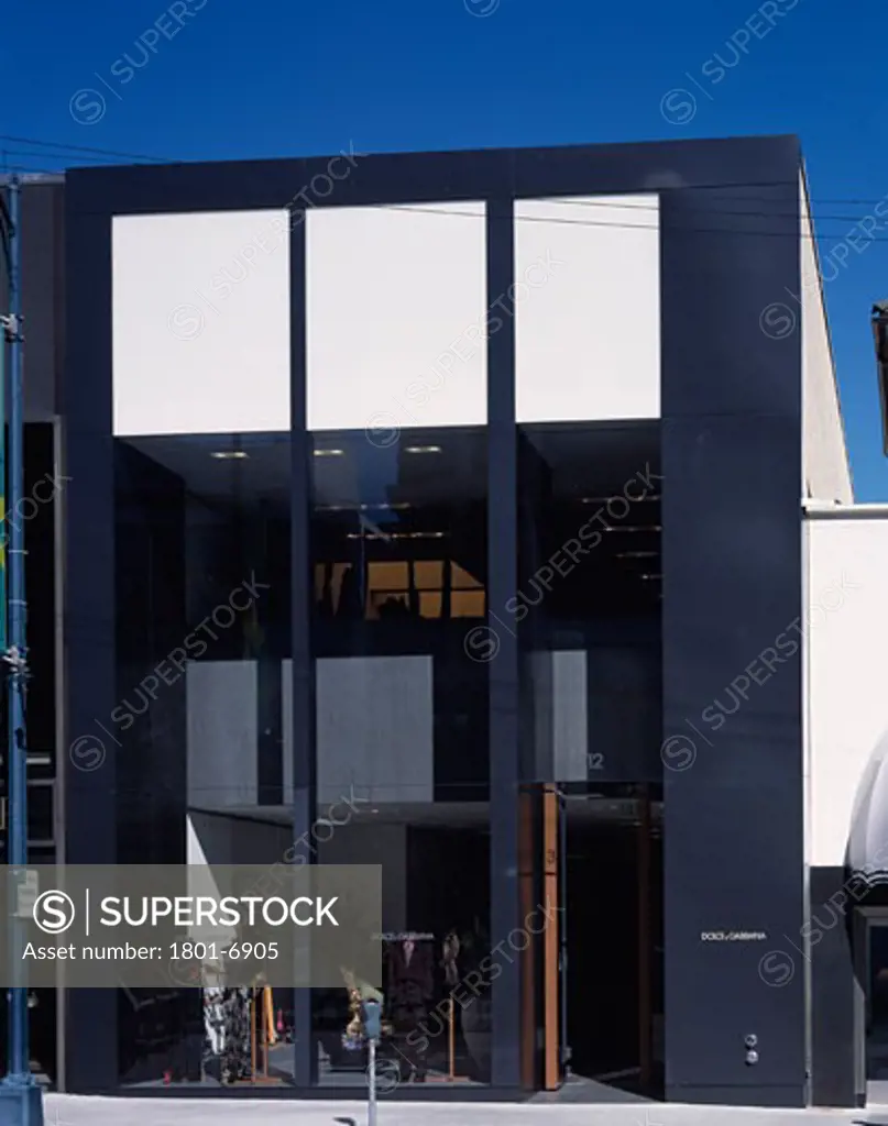 DOLCE AND GABBANA, 312 N. RODEO DRIVE, BEVERLY HILLS, LOS ANGELES, CALIFORNIA, UNITED STATES, STORE FACADE AT DAY (OBLIQUE), DAVID CHIPPERFIELD