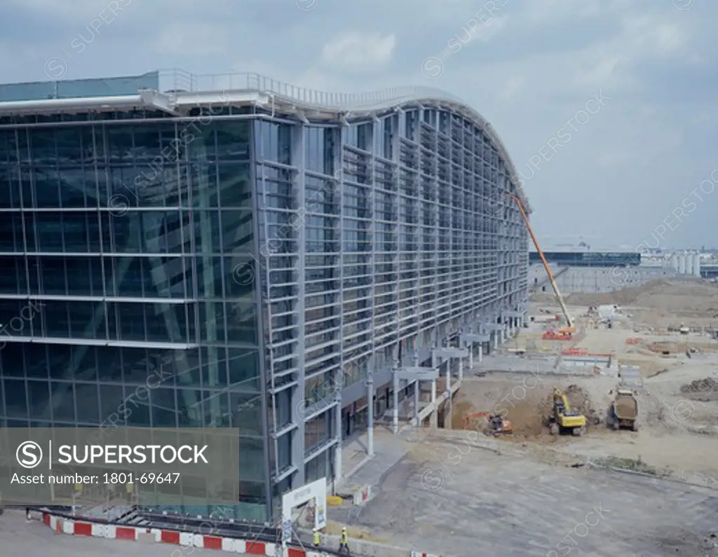 Terminal 5 Heathrow Construction South Elevation  Looking East