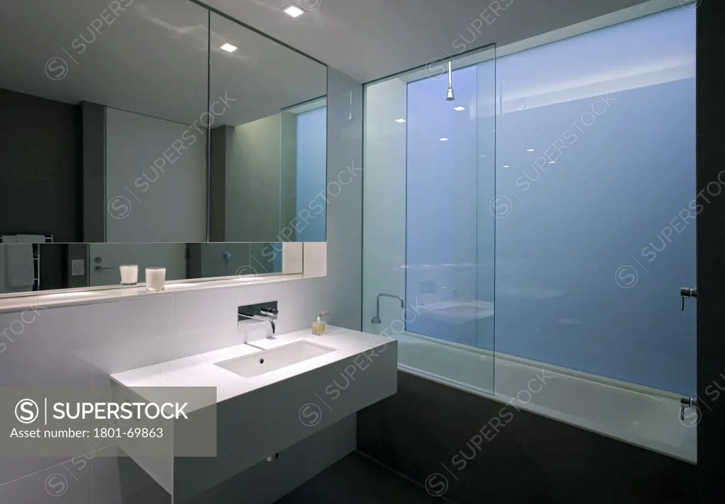 Woollahra House 2  Sydney  Australia  Stanic Harding Architecture And Interiors  Bathroom And Skylit Glazing
