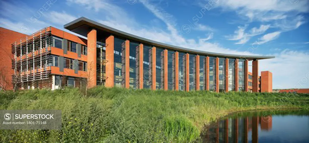Hanson Hq  Tp Bennett  Stewartby  Bedfordshire  Uk  2009. Panoramic View Of The Building Exterior From Across The Lake In Its Picturesque Countryside Setting
