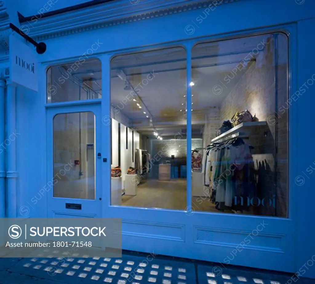 Mooi Store-London-West Architecture-2011-Exterior View At Night