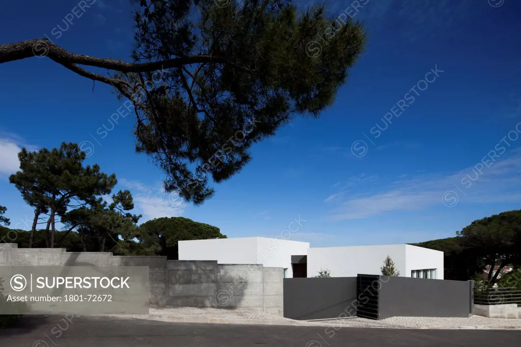 Godiva House, Estoril, Portugal. Architect Empty Space Arquitectos, 2012. General outside view from the street.