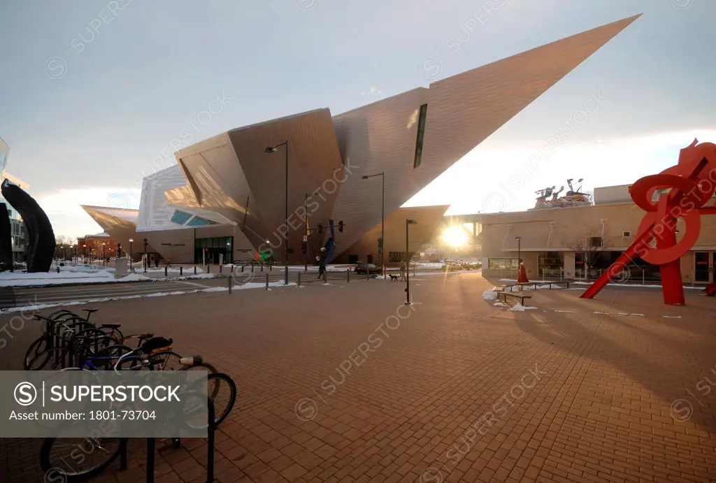 Extension to the Denver Art Museum, Studio Daniel Libeskind, Denver, Colorado, USA, 2006, outside view at sunset