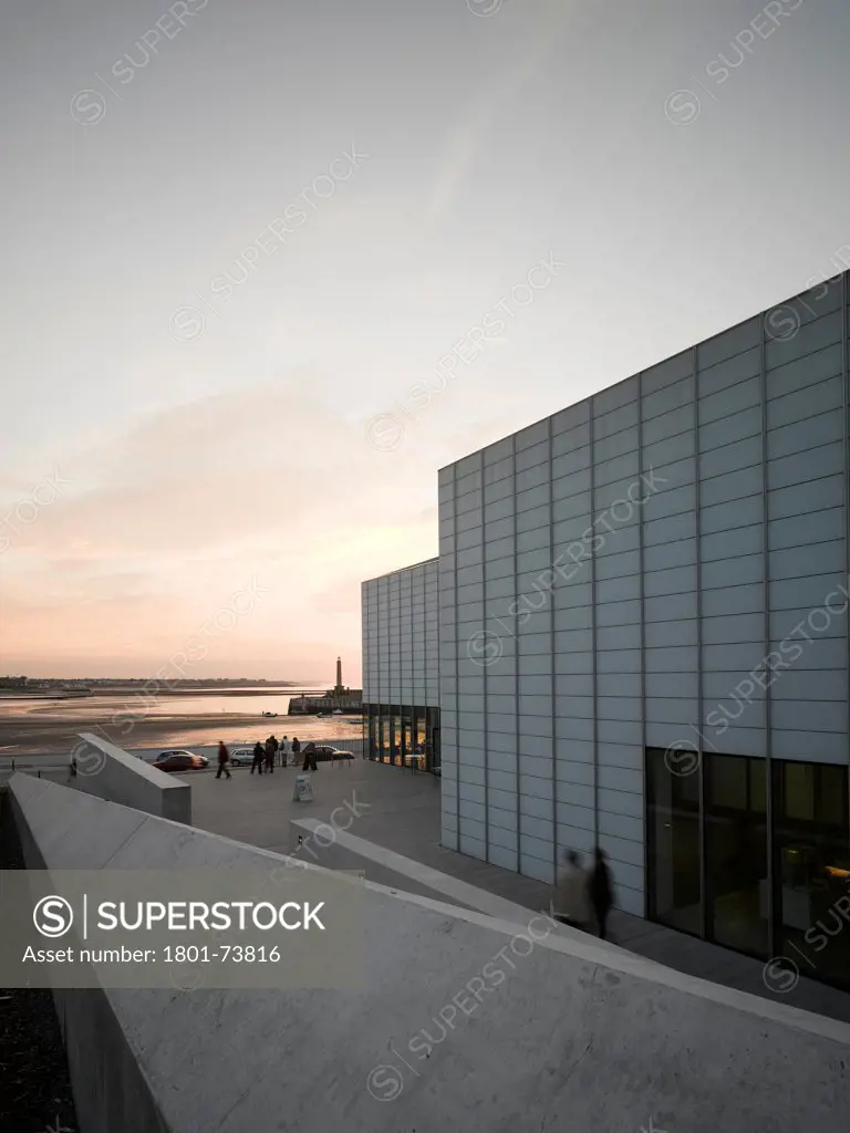 Turner Contemporary Gallery, Art Gallery, Europe, United Kingdom, Kent, 2011, David Chipperfield Architects Ltd. Looking west with sunset.