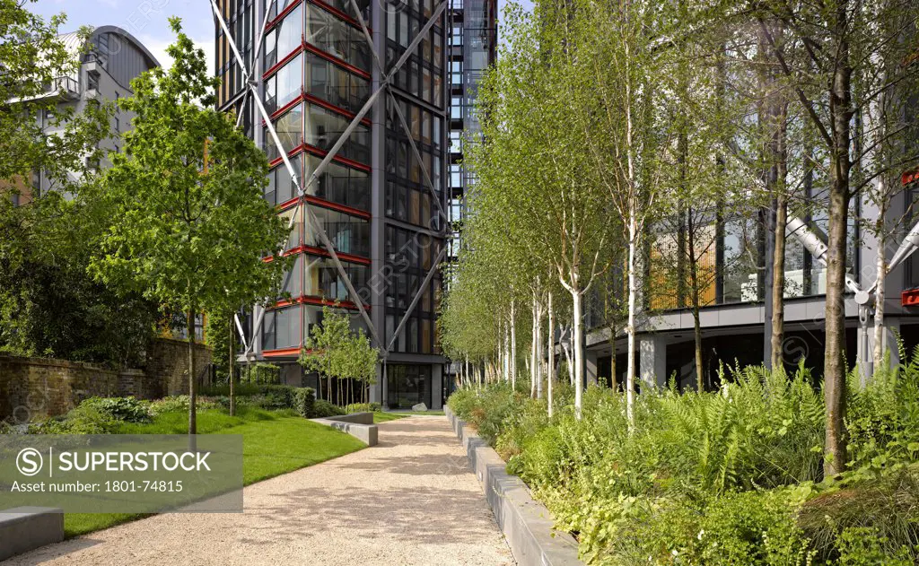 Neo Bankside, London, United Kingdom. Architect: Rogers Stirk Harbour + Partners, 2011. Panoramic view of landscaping to the rear.