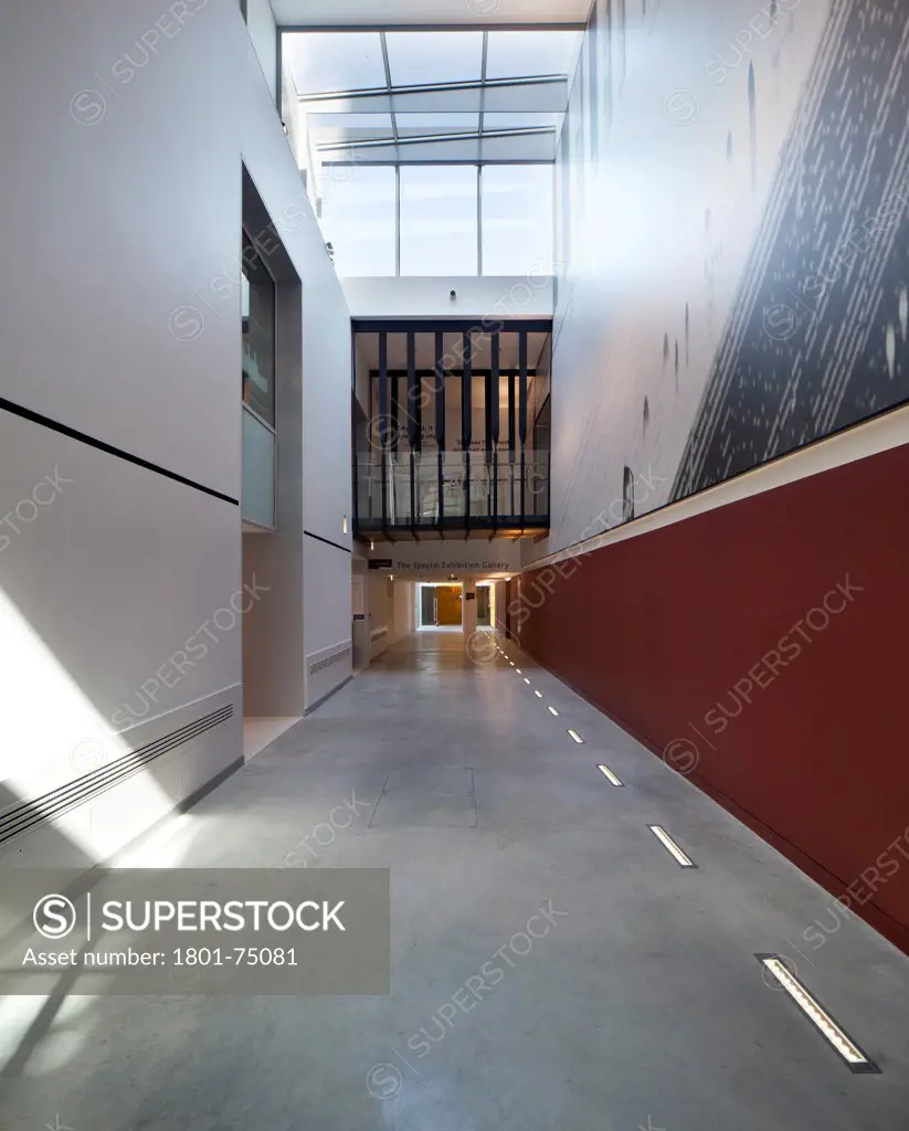 SeaCity Museum, Southampton, United Kingdom. Architect: Wilkinson Eyre Architects, 2012. Interior view of the museum.