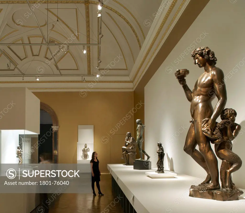Royal Academy Bronze Exhibition, London, United Kingdom. Architect: Stanton Williams, 2012. Sculpture display aisle.
