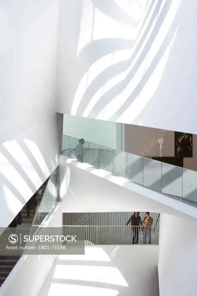 Tel Aviv Museum of Art, Tel Aviv, Israel. Architect: Preston Scott Cohen, 2011. View into lightfall atrium with linking galleries and stairways.
