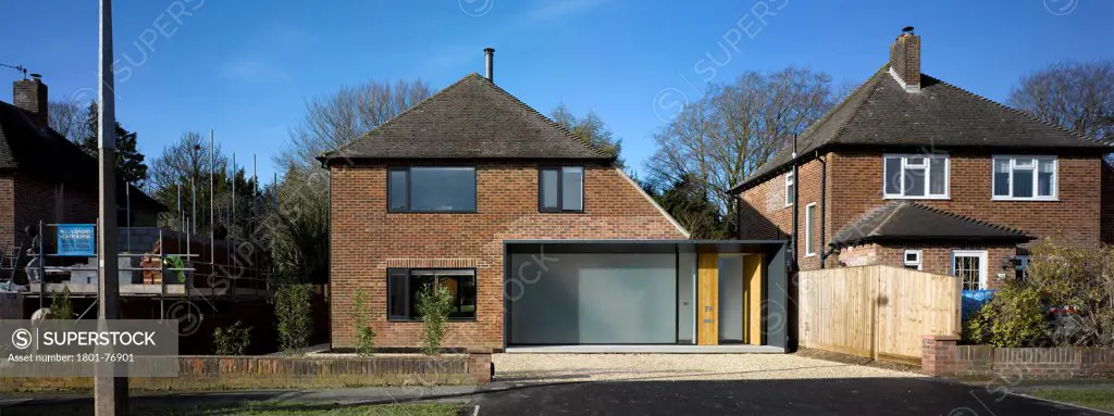 The Long House, Home Extension, Europe, United Kingdom, Hampshire, 2012, Dan Brill Architects. Overall exterior view.