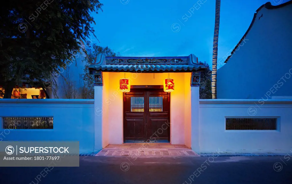 23 Love Lane, Georgetown, Penang, Malaysia. Architect: BYG Architecture SDN BHD, 2012. Front gate closed entrance with chinese lanterns.