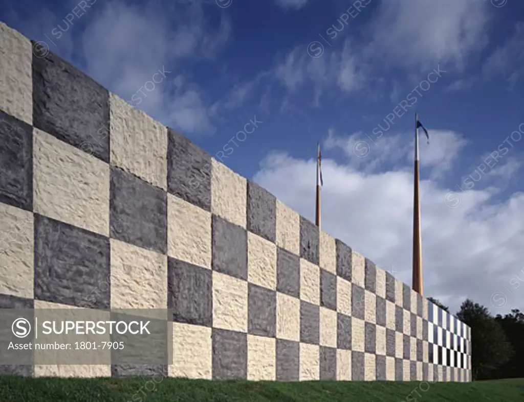 SEAN SCULLY SCULPTURE, UNIVERSITY OF LIMERICK, LIMERICK, IRELAND, SOUTH ELEVATION FROM EAST WITH FLAGPOLES, DE BLACAM AND MEAGHER