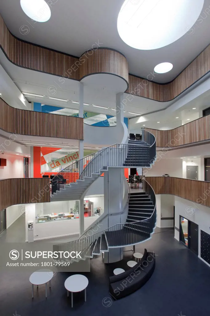 Sidney Stringer Academy, Coventry, Coventry, United Kingdom. Architect: Sheppard Robson , 2012. Large Atrium With Spiral Staircase.