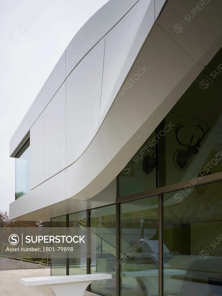 Haus Am Weinberg, Stuttgart, Germany. Architect: Un Studio, 2011. All White, Curved Concrete Structure With Corner Glazing.