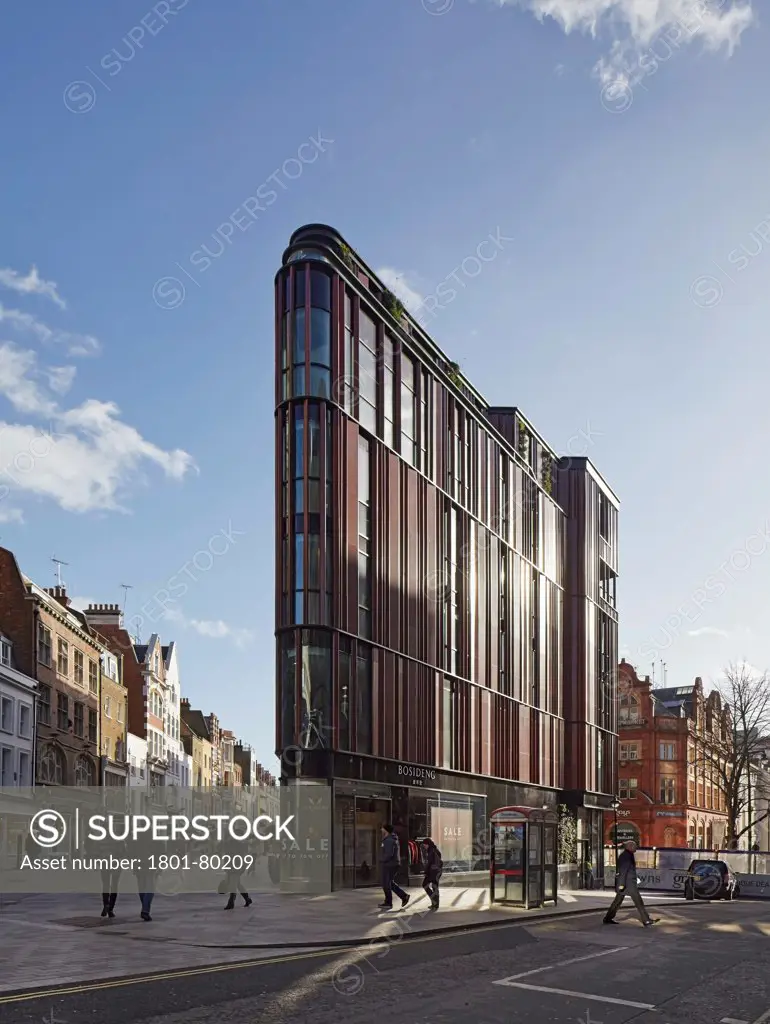 28 South Molton Street, London, United Kingdom. Architect: Dsdha, 2012. Street View With Reference To 'Flat Iron Building'.