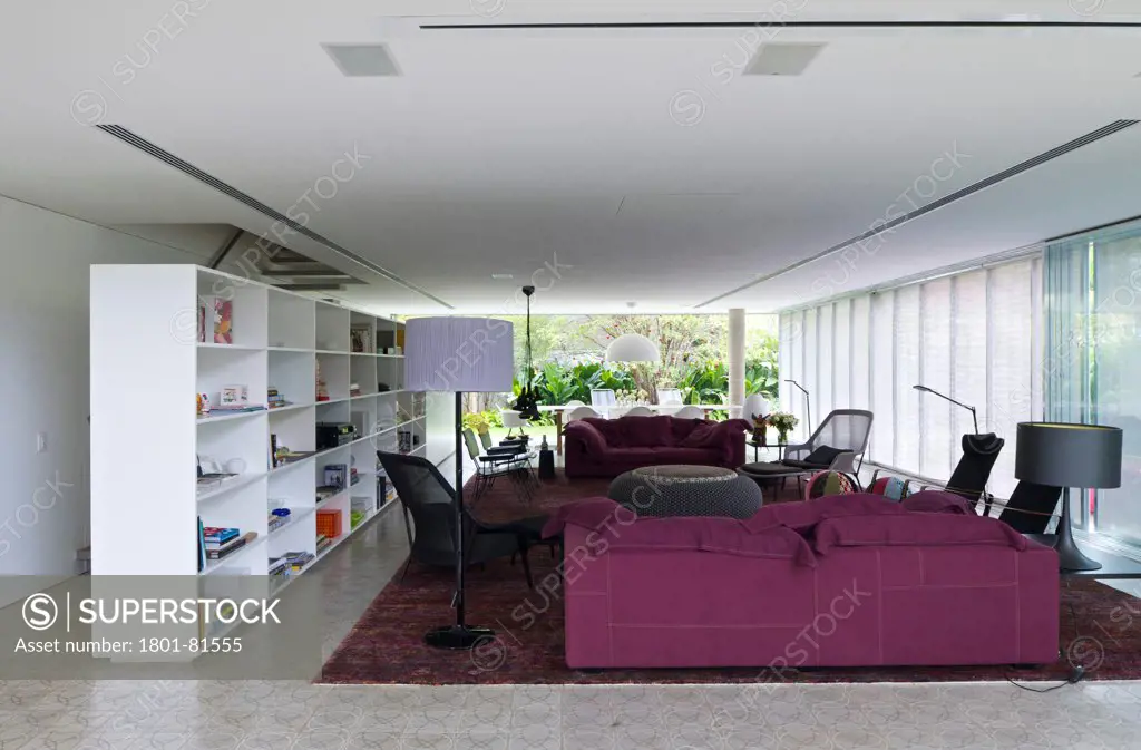 Casa Cubo, Sao Paulo, Brazil. Architect: Studio Mk27- Marcio Kogan, 2012. Living Room Interior.