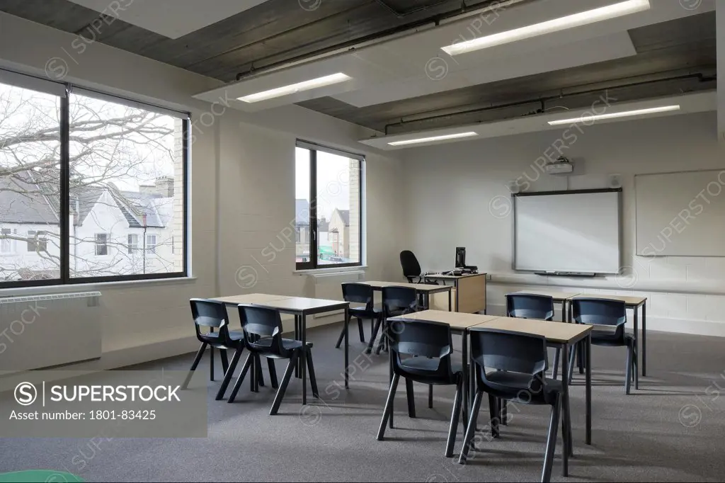 Newlands School, London, United Kingdom. Architect: Wright and Wright Architects, 2013. General teaching classroom.