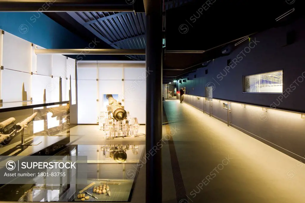The Mary Rose Museum, Portsmouth, United Kingdom. Architect: Wilkinson Eyre Architects , 2013. Internal view along corridor on upper deck.