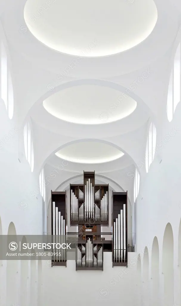 Moritzkirche, Augsburg, Germany. Architect John Pawson, 2013. View to organ with clerestory.