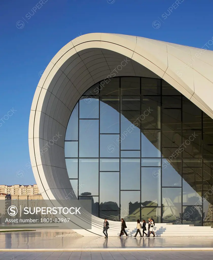 Heydar Aliyev Cultural Center, Baku, Azerbaijan. Architect Zaha Hadid Architects, 2013. Detail of curved facade with GFRP envelope and glazing.