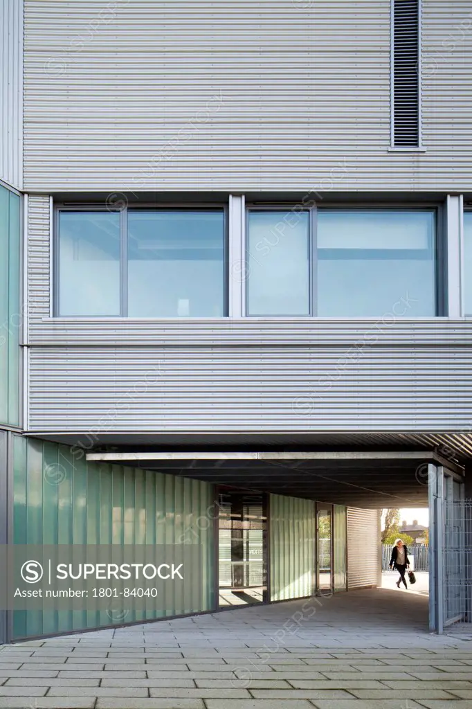 SOAR Works Enterprise Centre Sheffield, Sheffield, United Kingdom. Architect 00/, 2013. Entrance passage.