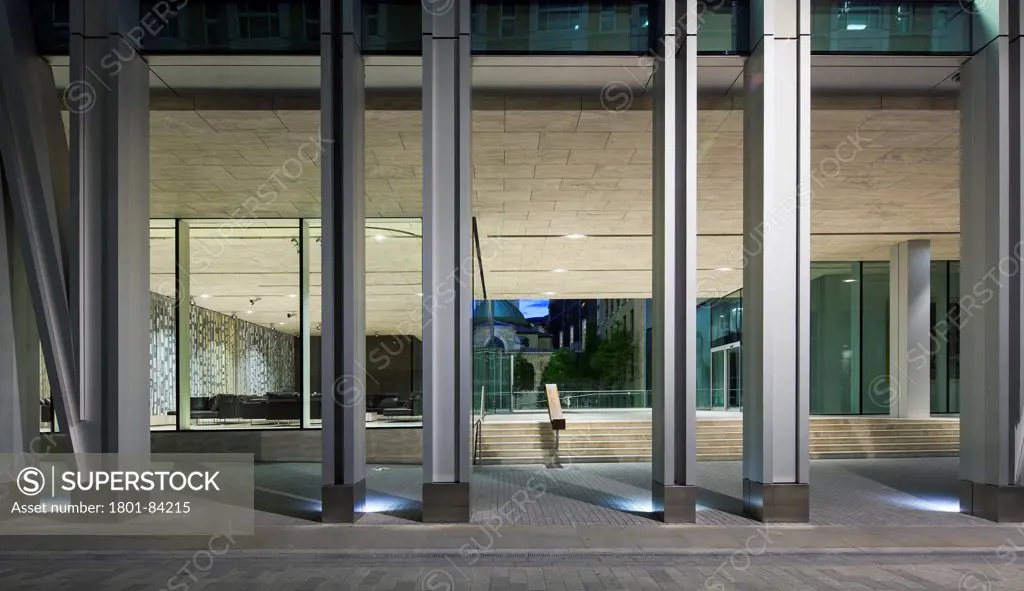 NEW COURT, ROTHSCHILD BANK, London, United Kingdom. Architect OMA,ALLIES & MORRISON, 2012. View of the steps and entrancefrom St Swithin's Lane looking toward courtyard through the walk between girders.