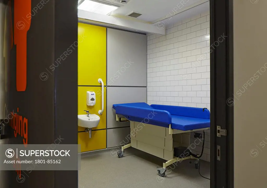 The Livity School, London, United Kingdom. Architect Haverstock Associates LLP, 2013. Special needs bathroom with skylight.