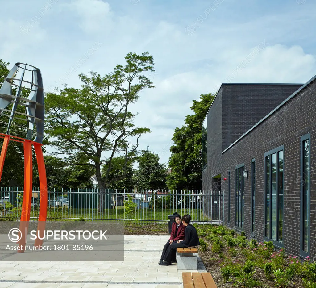 Wednesfield School, Wolverhampton, United Kingdom. Architect Capita Symonds Architecture, 2013. Newly landscaped schoolyard.
