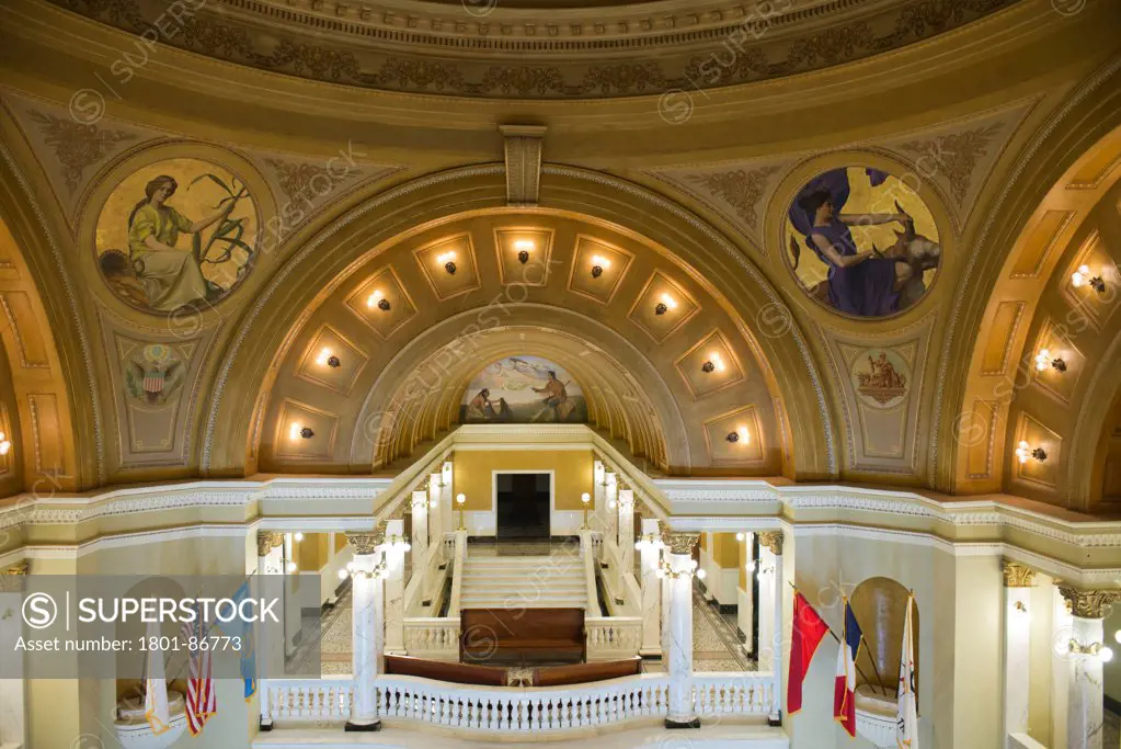 Capitol Building, Pierre, South Dakota, Pierre, United States. Architect C.E. Bell & M.S. Detwiler, 1910. View of staircase and cupola and artwork in pendentives, Capitiol Building, Pierre.