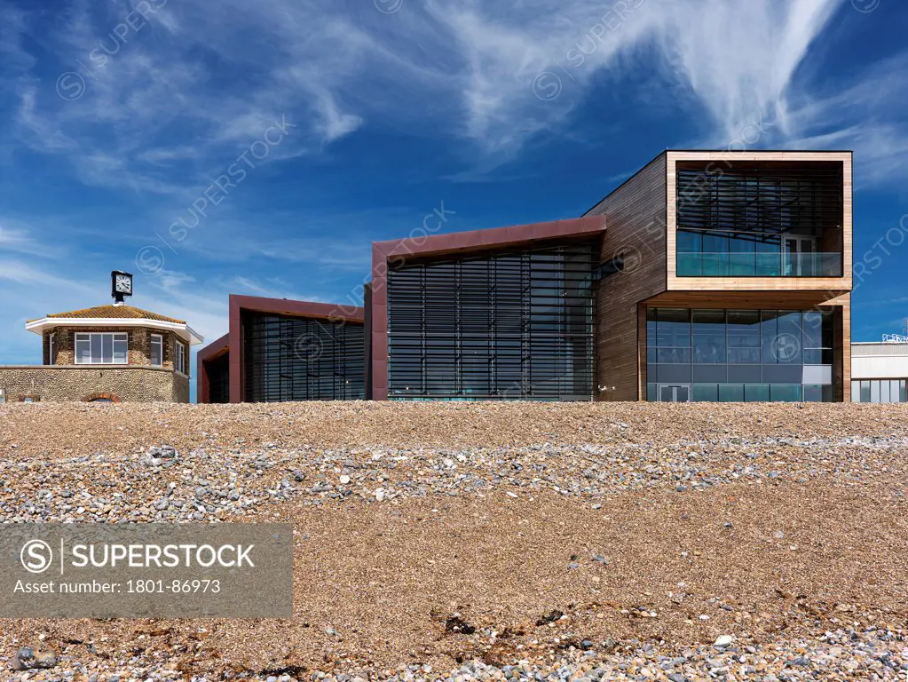 Splashpoint Leisure Centre, Worthing, United Kingdom. Architect Wilkinson Eyre Architects, 2013. South facing seaside facade.