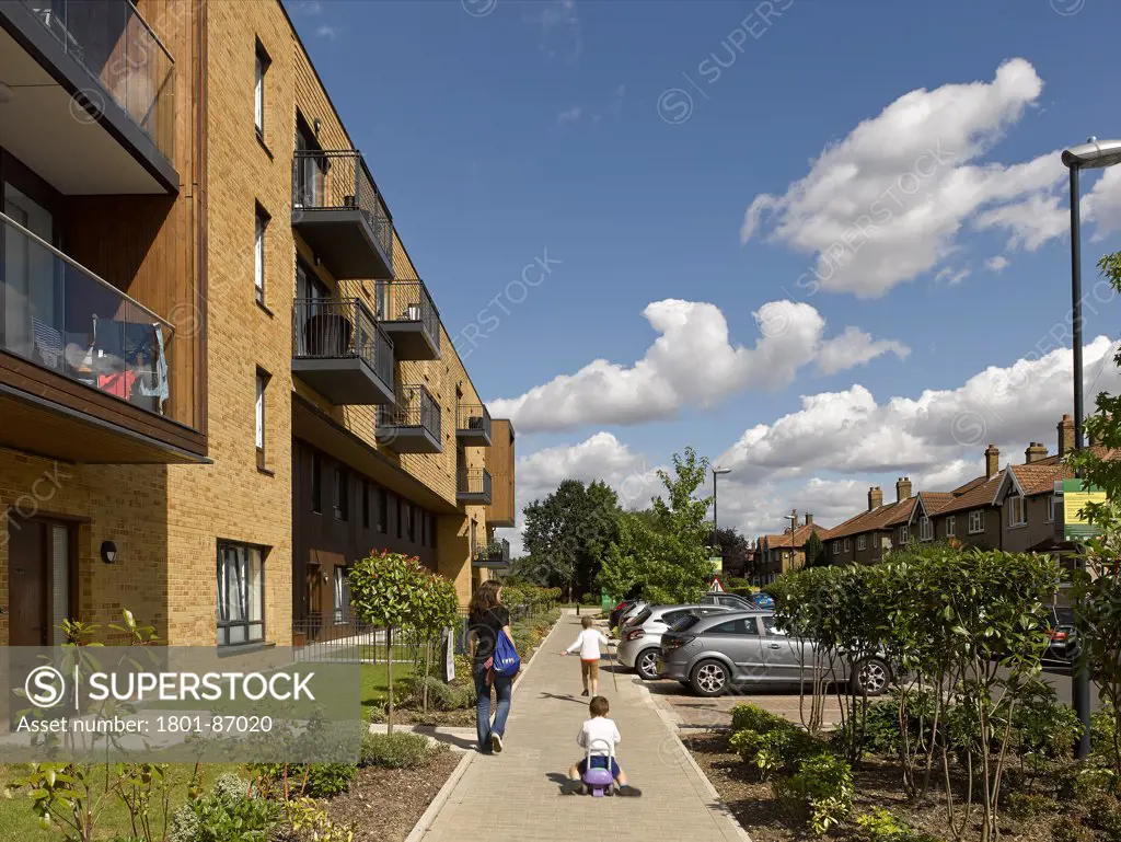 Kidbrooke Village, London, United Kingdom. Architect Lifschutz Davidson Sandilands, 2013. Pedestrian walkway.