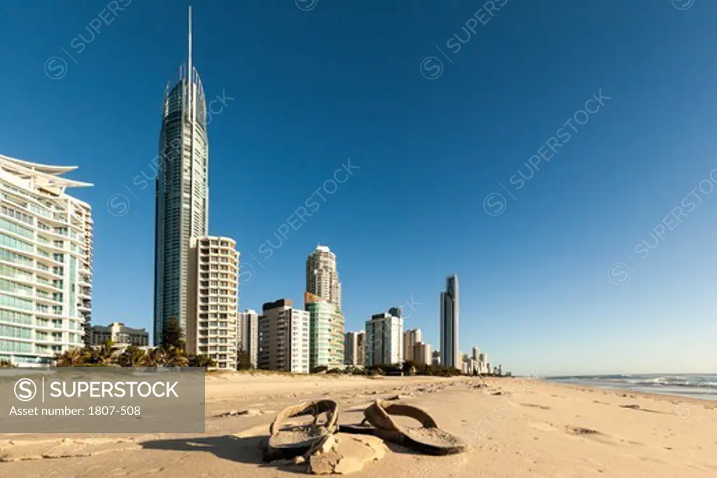 Australia, Queensland, Surfers Paradise beachfront