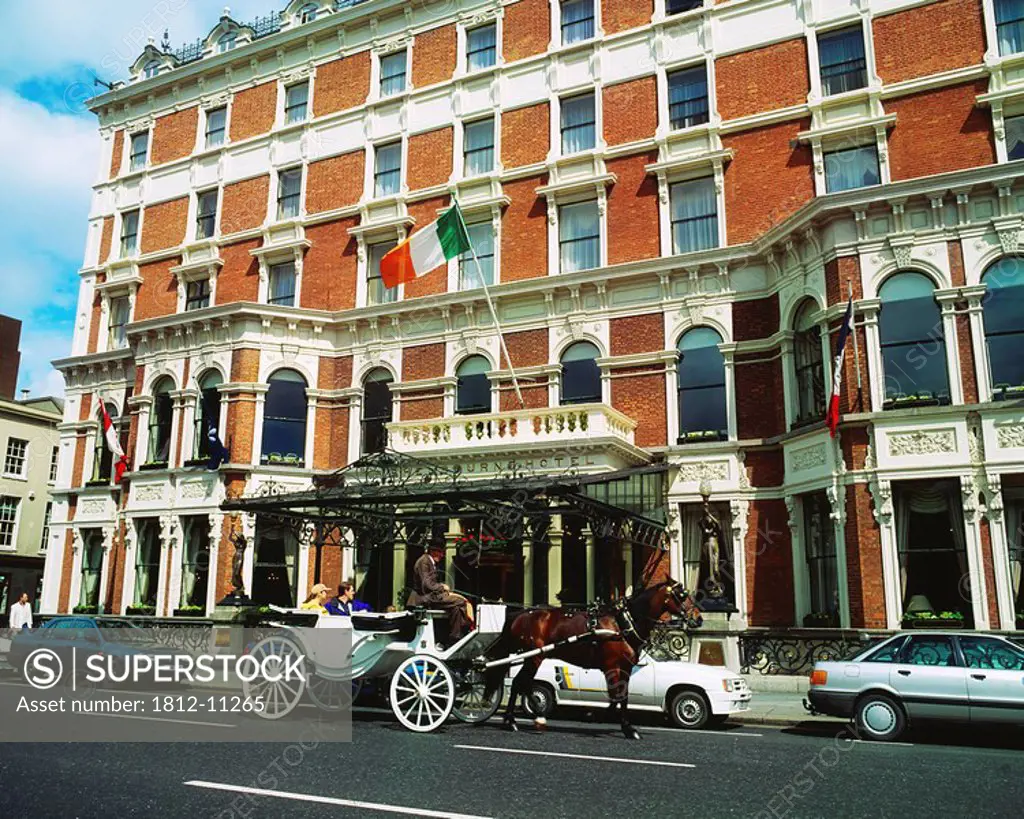 Shelbourne Hotel, Dublin, Co Dublin, Ireland, Horse_drawn carriage outside Shelbourne Hotel