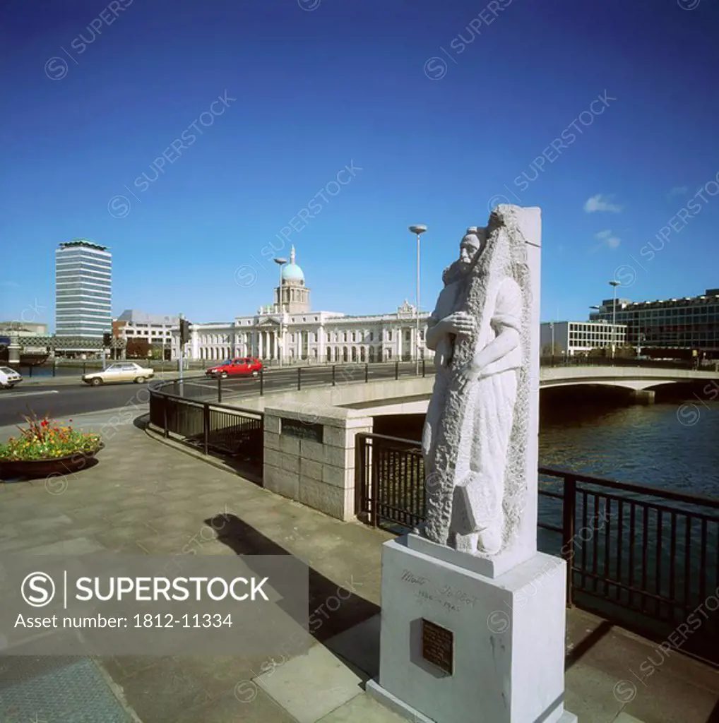 Talbot Memorial Bridge and Custom House, Dublin City, County Dublin, Ireland