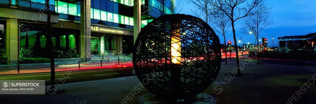 Dublin City, Co Dublin, Ireland, International Financial Services Centre Ifsc, Peace Sculpture