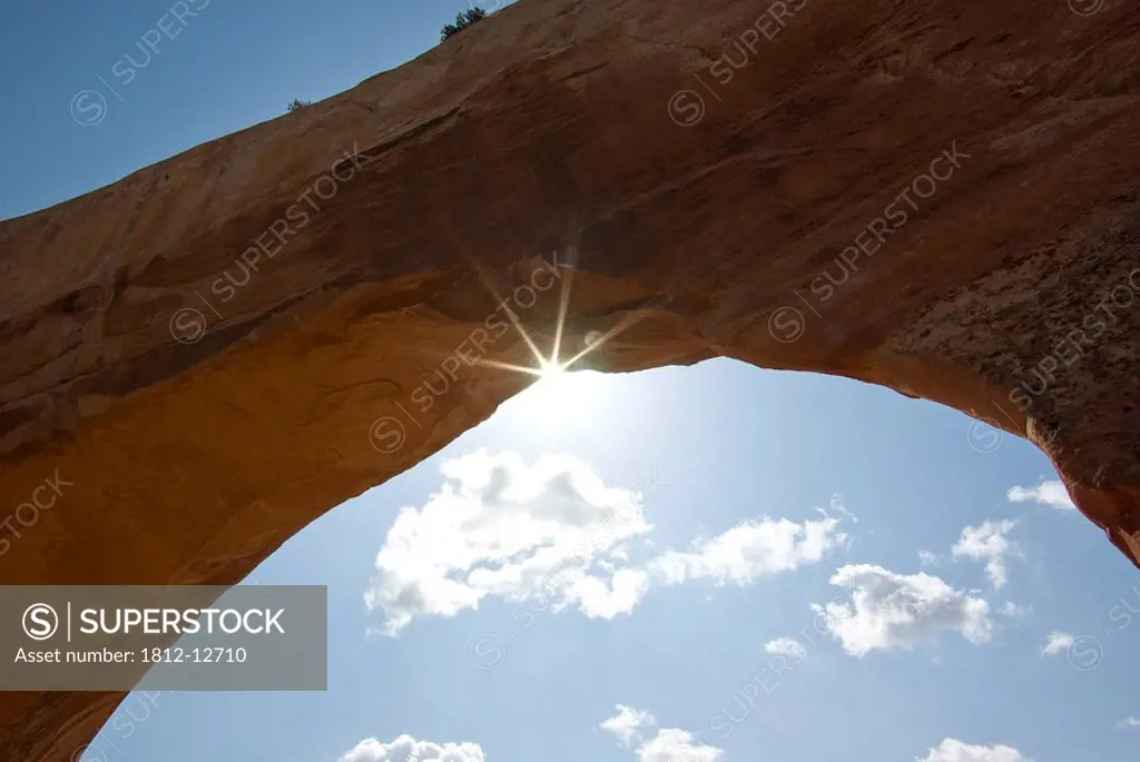 Wilson Arch, Utah, Usa, Sunlight Through Arch Of Rock Formation