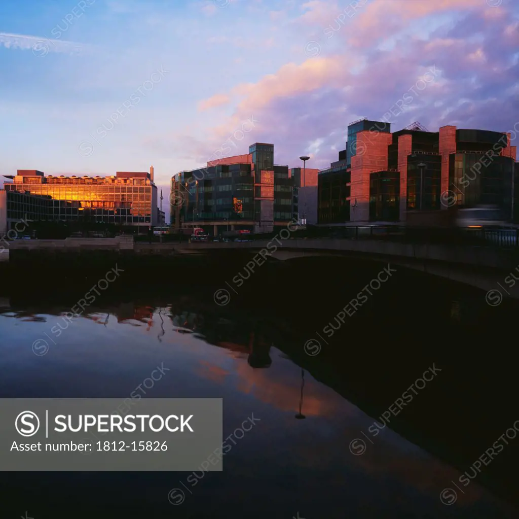 Dublin, Financial Services Centre, Custom House Docks