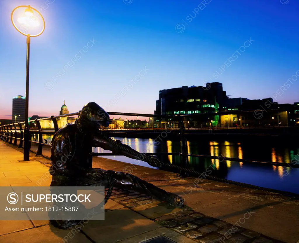 Dublin Sculpture, The Docker, City Quay, Dublin, Ireland