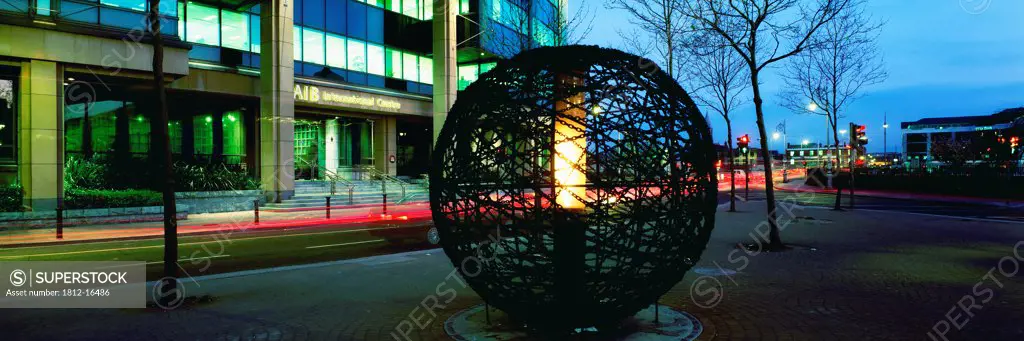 Dublin City, Co Dublin, Ireland, International Financial Services Centre (Ifsc), Peace Sculpture