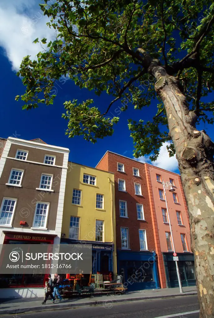 Bachelor's Walk, Dublin, Ireland; Streetscape