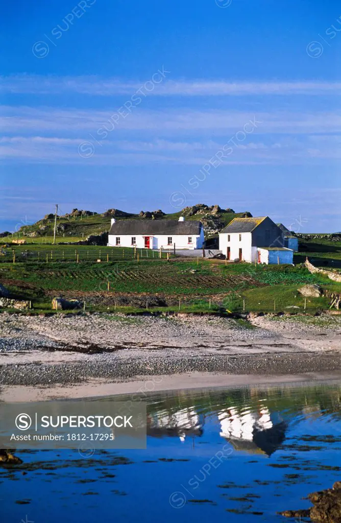 Coastal Cottage, Ineruan Bay, Inishowen Peninsula, County Donegal, Ireland