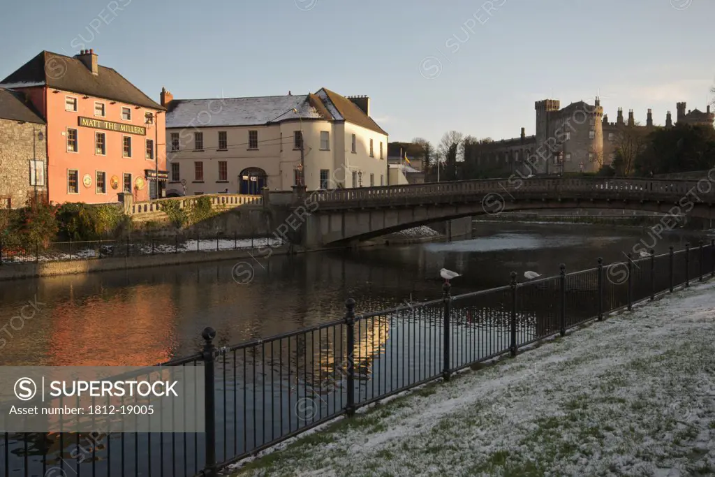 Bridge Over River Nore With Kilkenny Castle; Kilkenny, County Kilkenny, Ireland