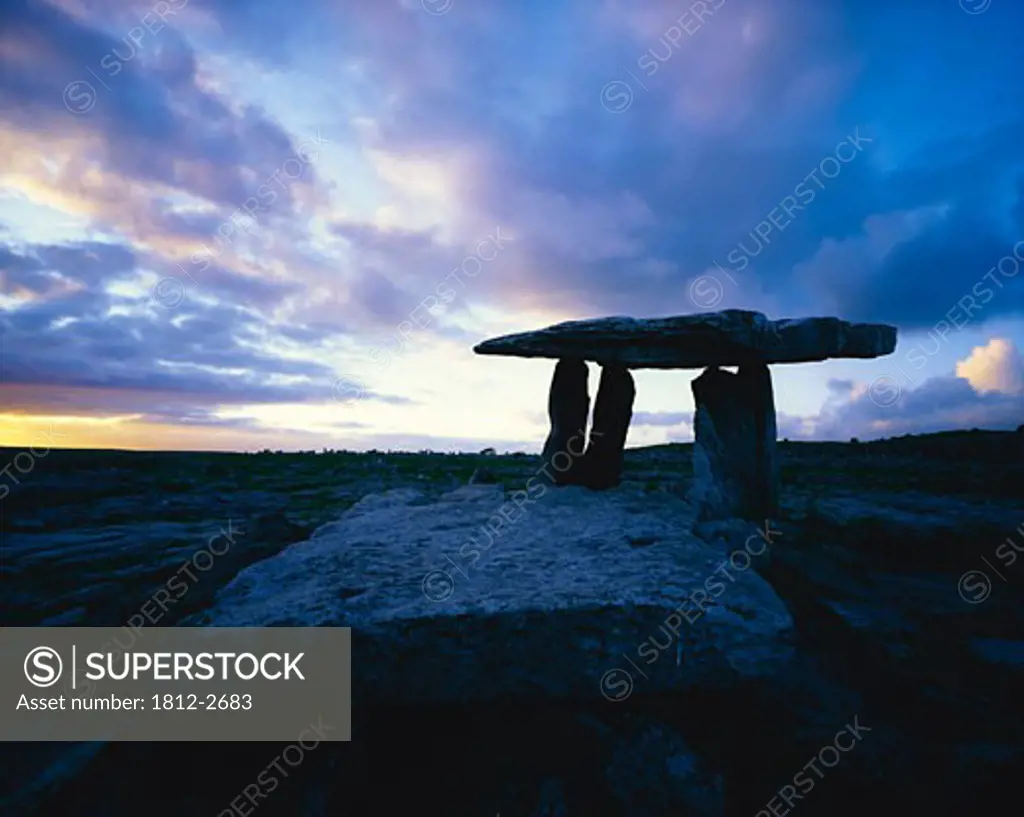 Poulnabrone Dolmen, The Burren, Co Clare, Ireland