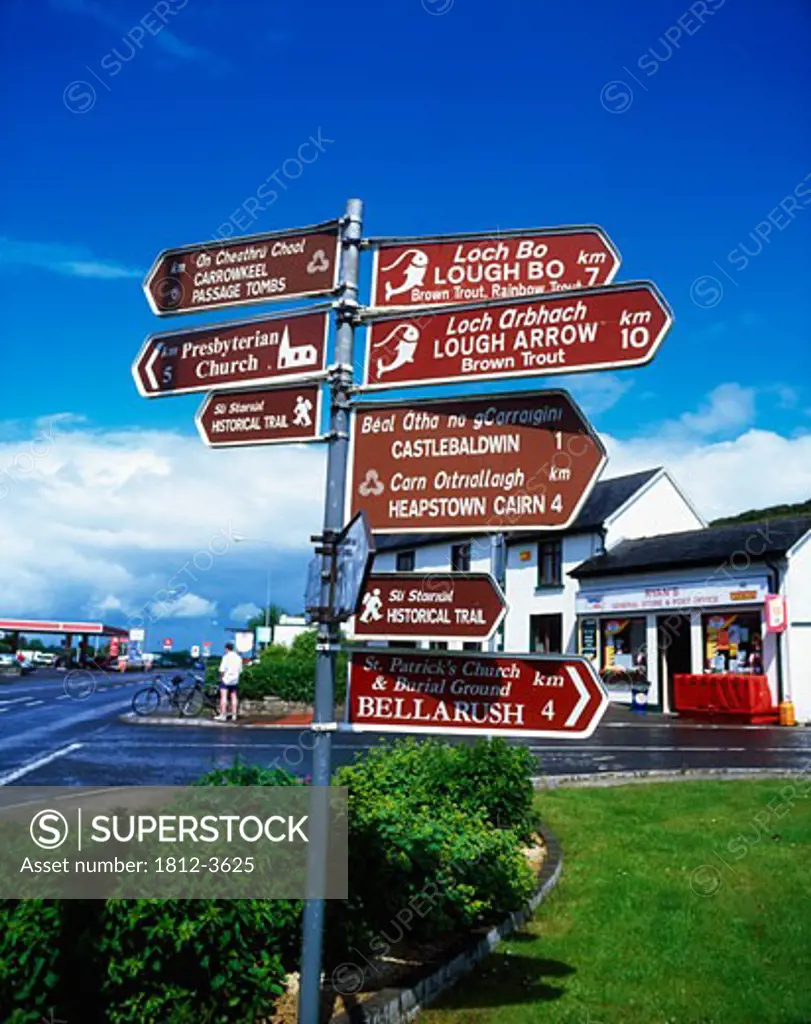 Signpost, Castlebaldwin, Co Sligo, Ireland