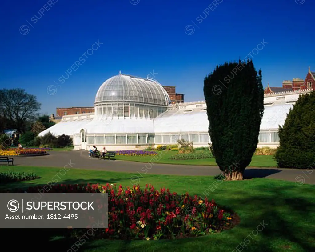 Belfast, Botanical Gardens, Exterior Shot